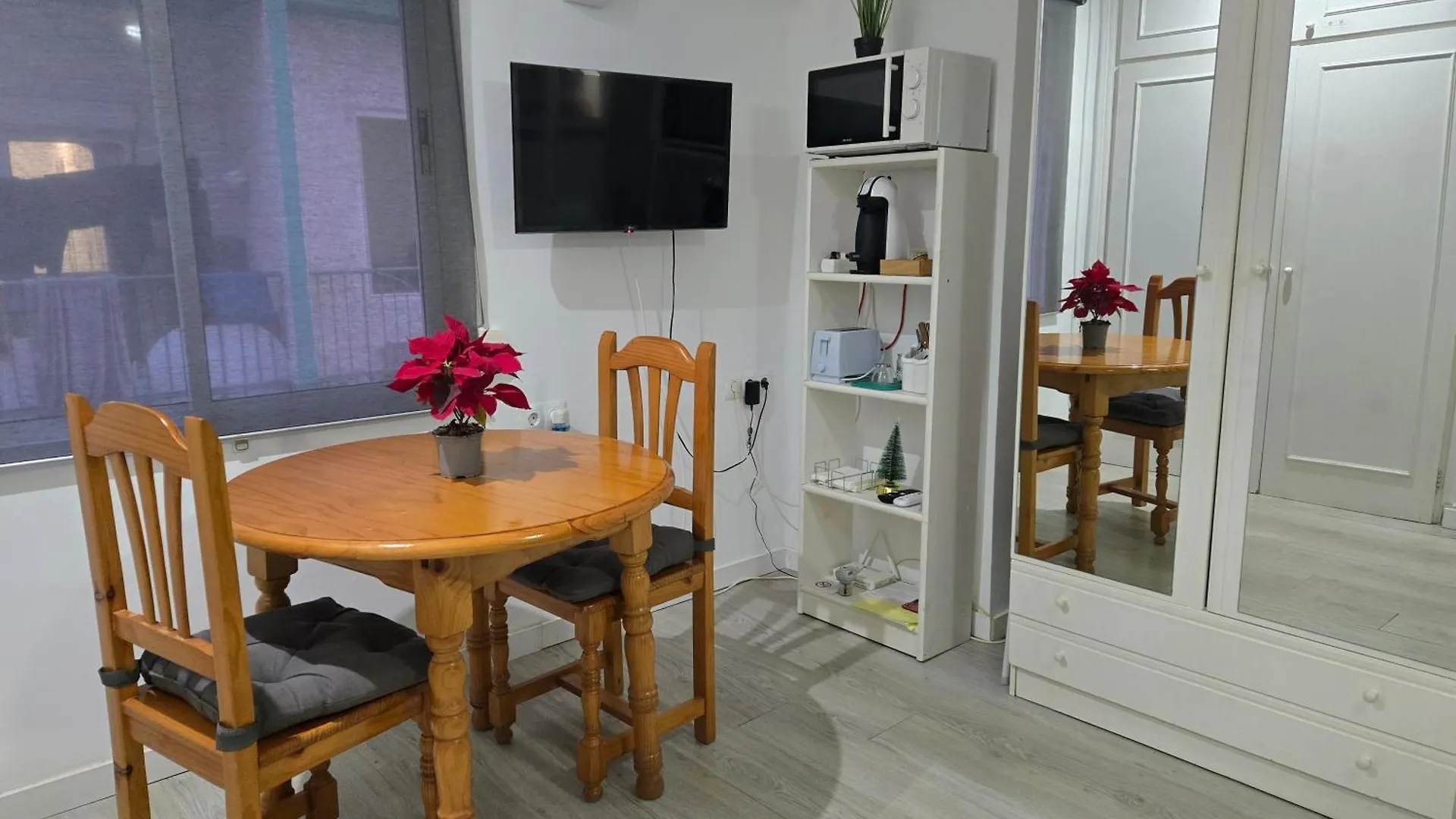 Estudio En Torremolinos, Plaza De Andalucia 0*, Torremolinos Spain