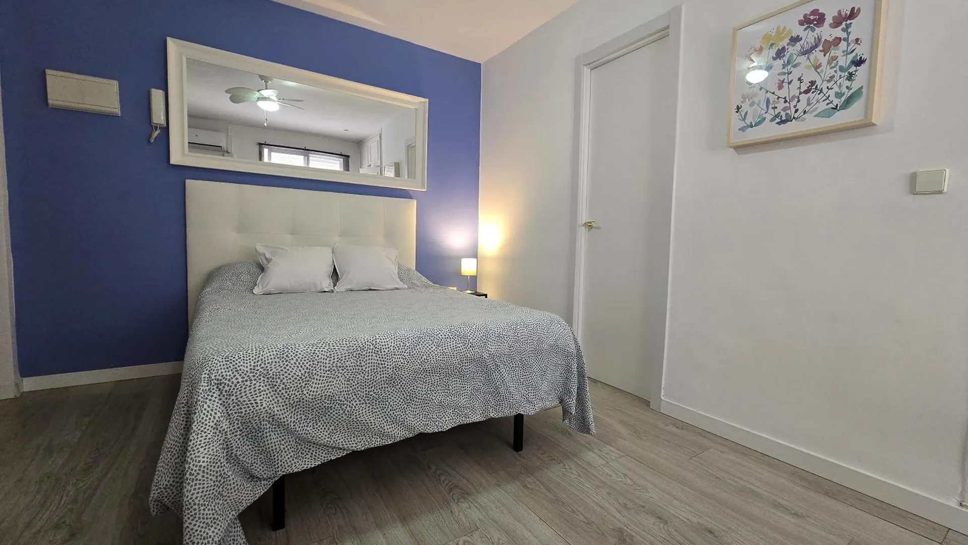 Estudio En Torremolinos, Plaza De Andalucia